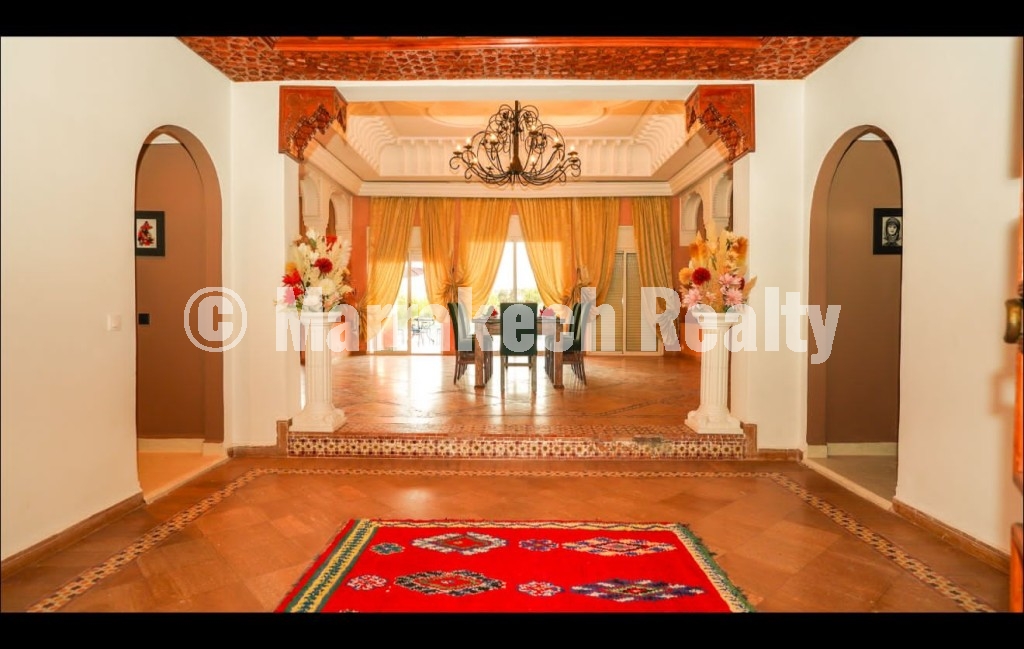 Magnificent Moroccan-Style Villa for Long-Term Rent – Fès Road