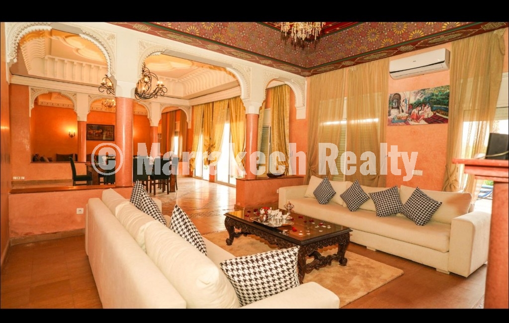 Superbe Villa de Plain-Pied Style Marocain à Louer – Route de Fès