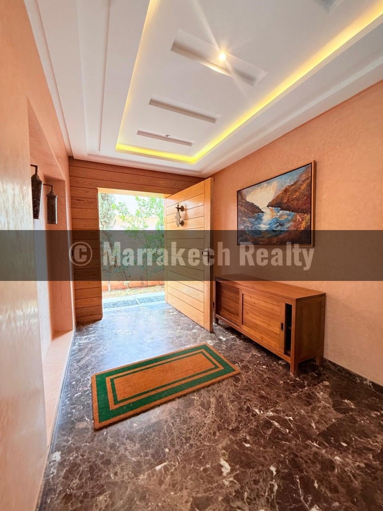 Villa de Standing avec Ascenseur et Hammam à Louer – Targa