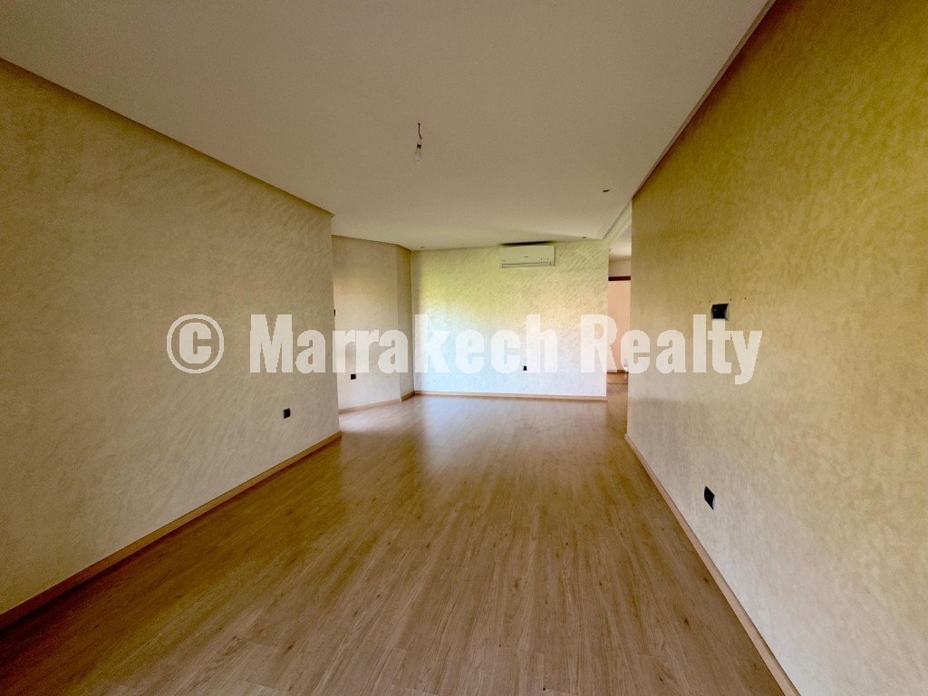 3-bedroom apartment for rent, unfurnished, Prestigia Opale