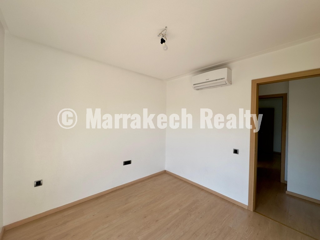 3-bedroom apartment for rent, unfurnished, Prestigia Opale