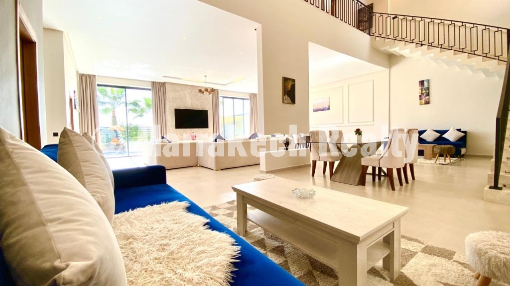 Superbe Villa 5 Suites sur la route de Tahanouat