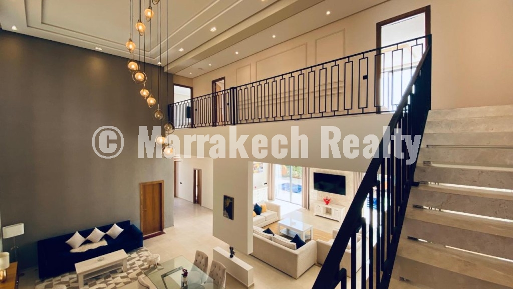 Superbe Villa 5 Suites sur la route de Tahanouat