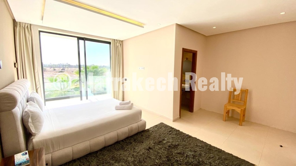 Superbe Villa 5 Suites sur la route de Tahanouat