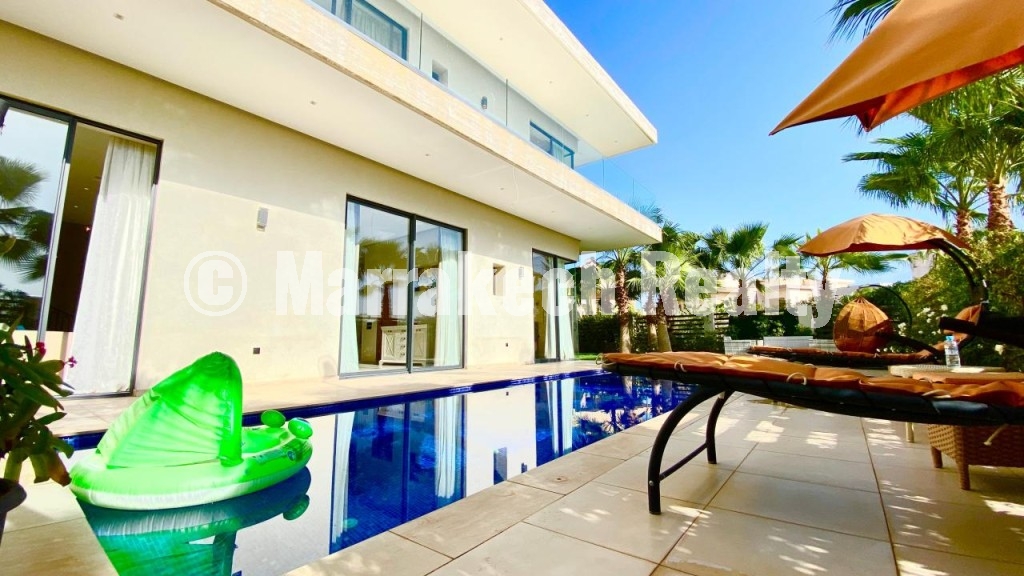 Superbe Villa 5 Suites sur la route de Tahanouat