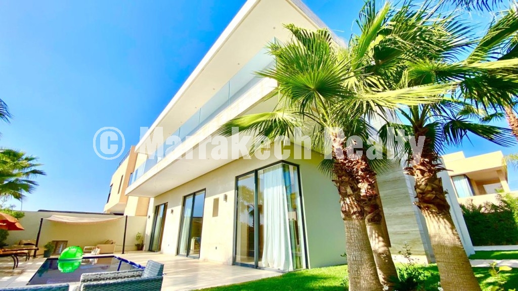 Superbe Villa 5 Suites sur la route de Tahanouat