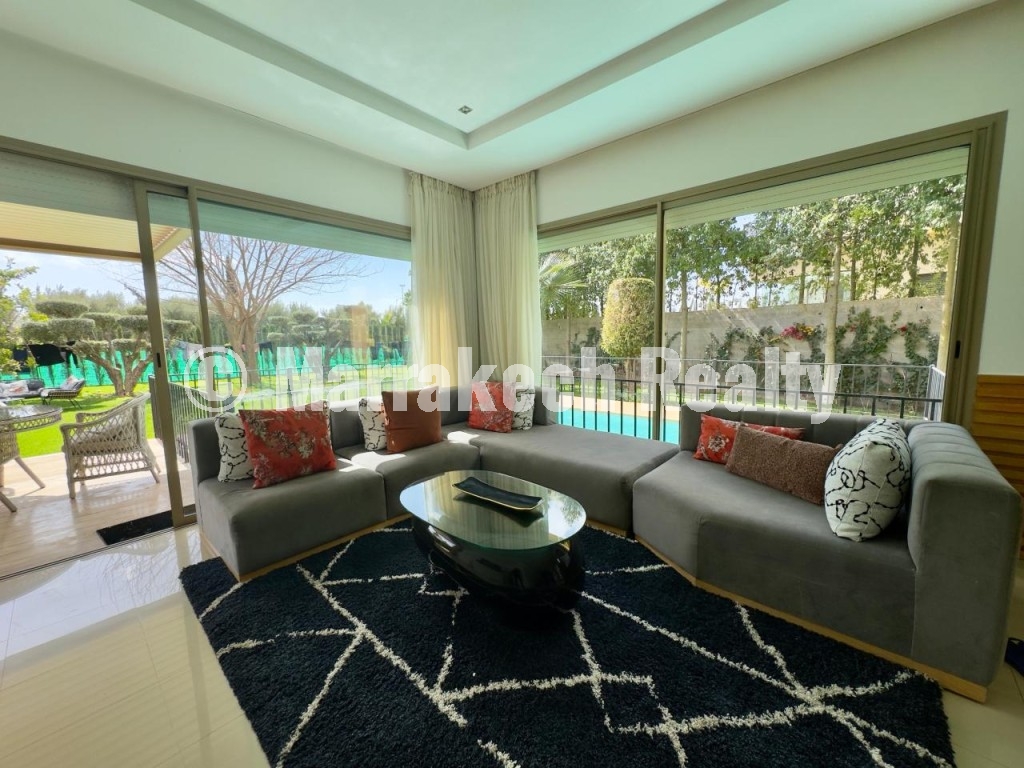 Villa 4 chambres à vendre sur route de casa