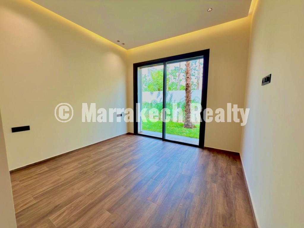 Belle villa 5 suites à Vendre sur le Golf de Noria