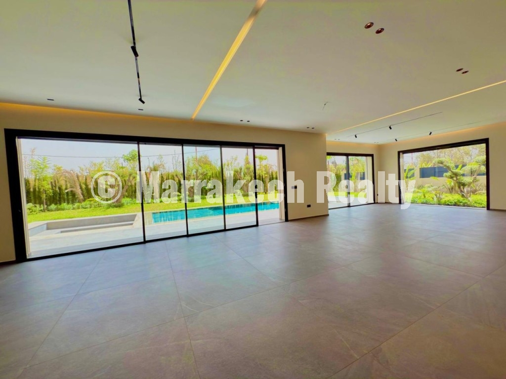 Belle villa 5 suites à Vendre sur le Golf de Noria