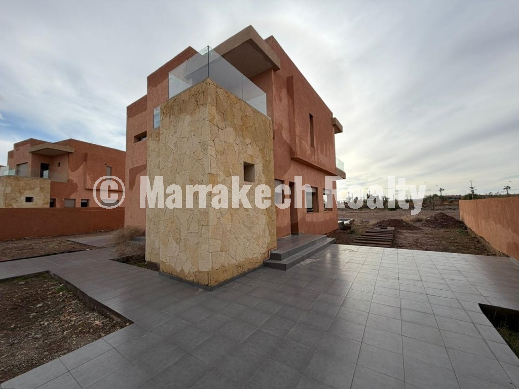 Villa Semi-Finie À Vendre à Argan Golf Resort
