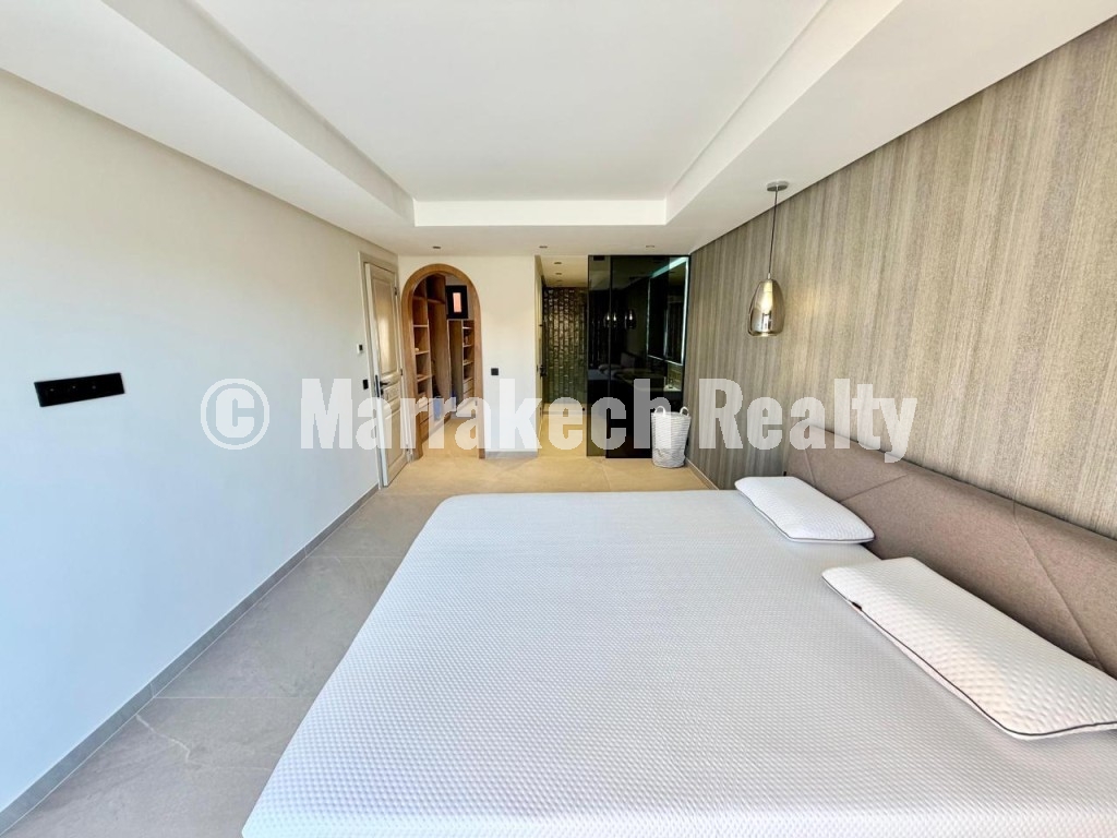 Modern 2-bedroom apartment for rent in Hivernage