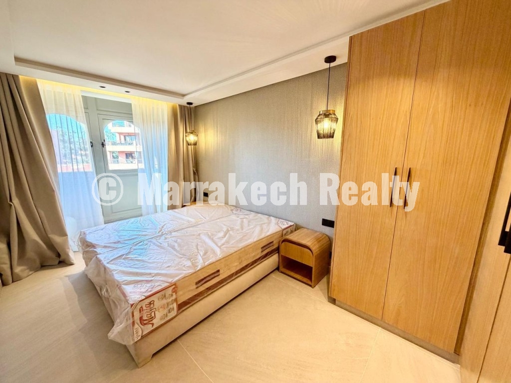 Modern 2-bedroom apartment for rent in Hivernage