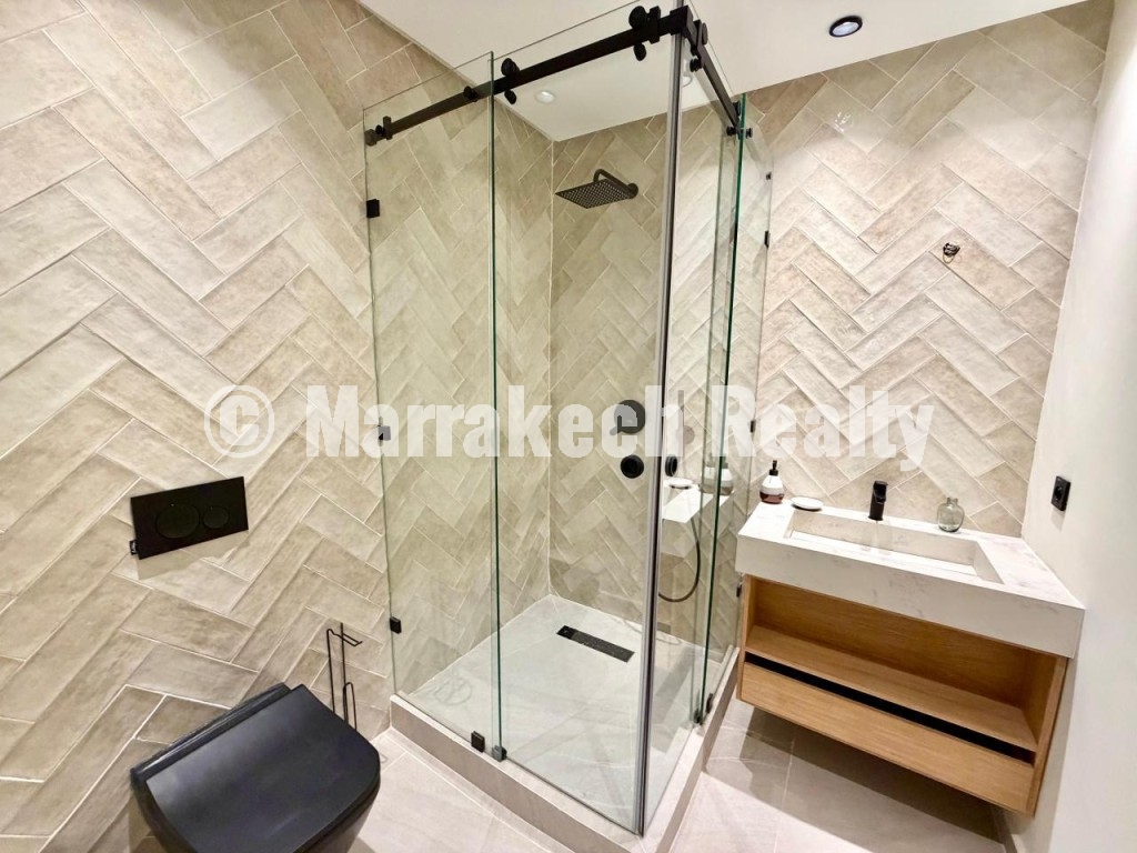 Modern 2-bedroom apartment for rent in Hivernage