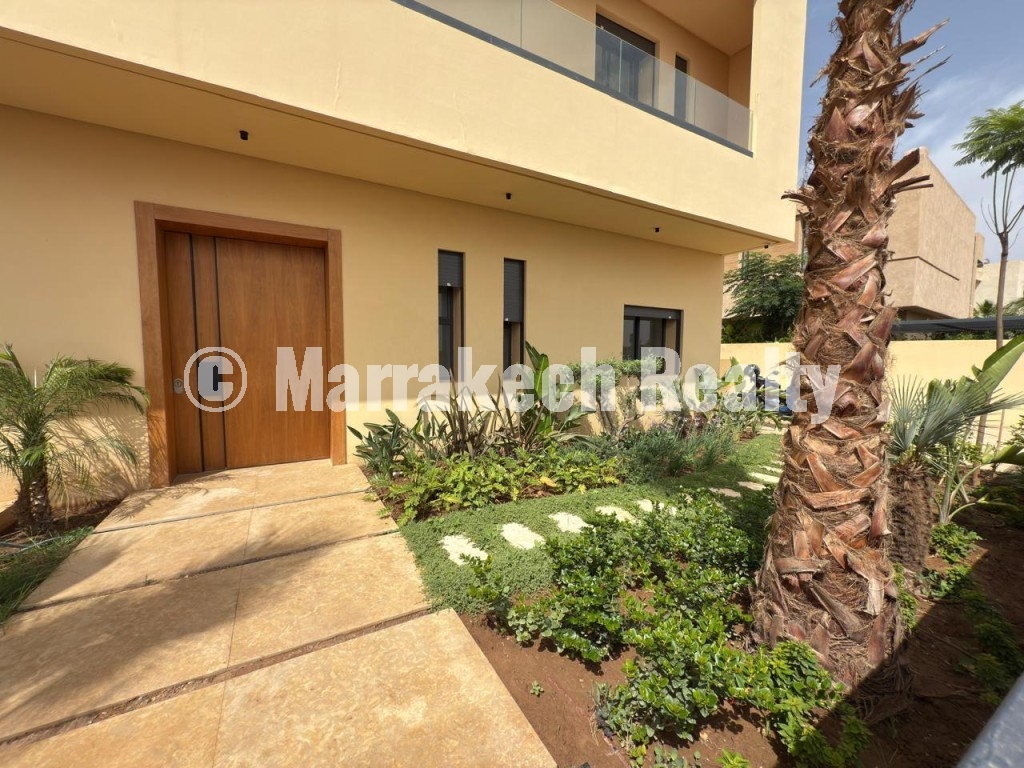 Villa moderne 5 suites à vendre à Amelkis