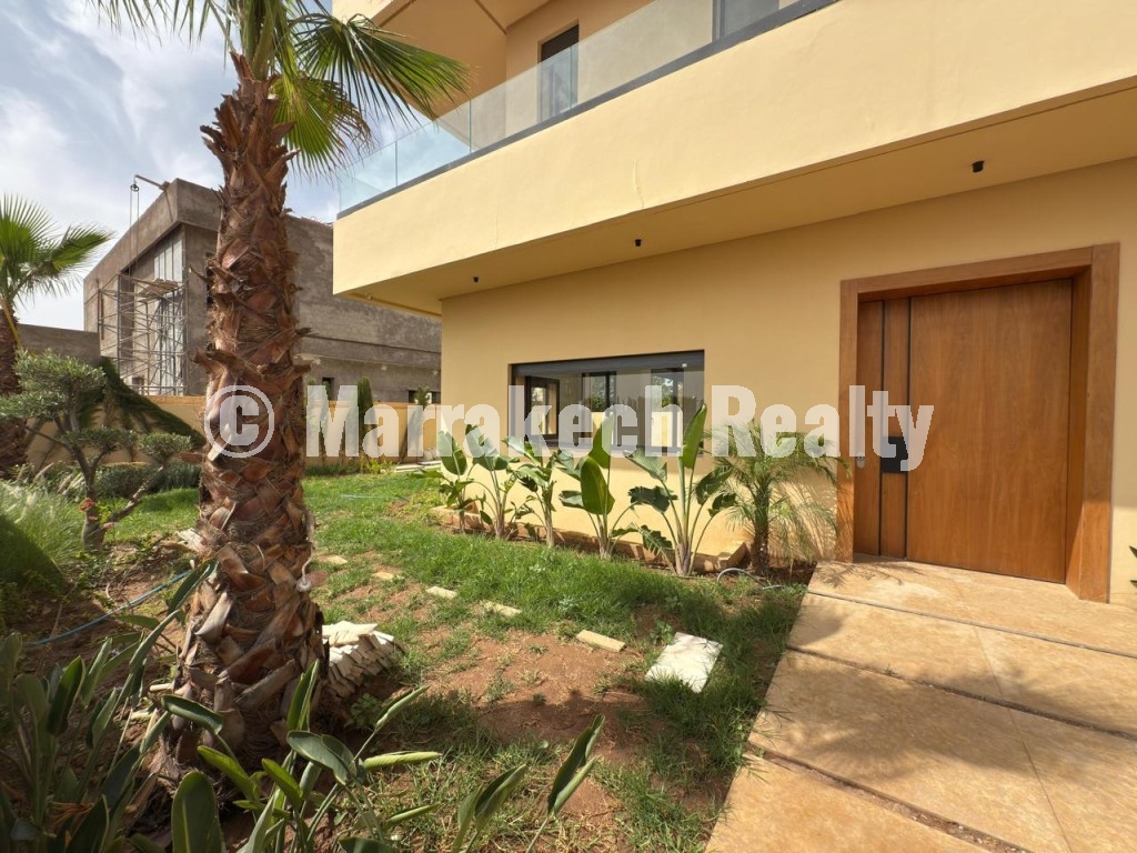 Villa moderne 5 suites à vendre à Amelkis