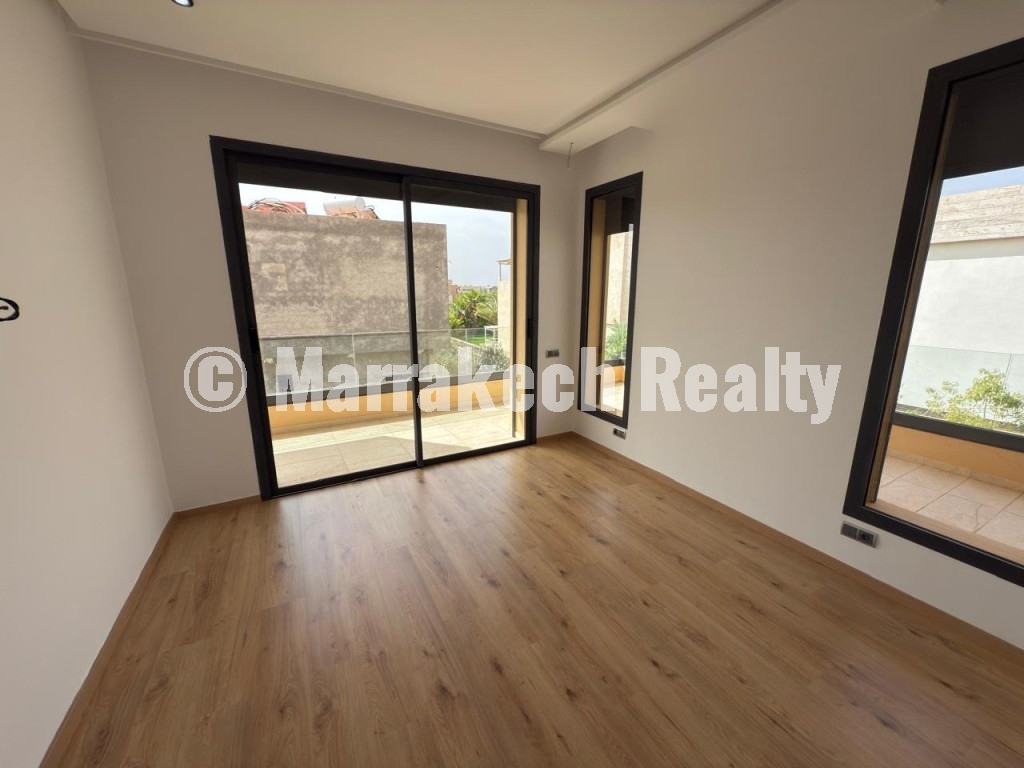 Villa moderne 5 suites à vendre à Amelkis