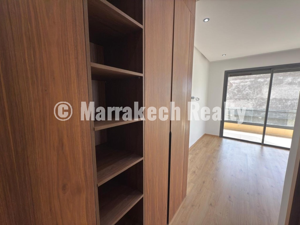 Villa moderne 5 suites à vendre à Amelkis