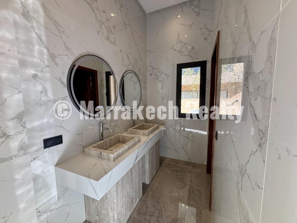 Villa neuve 4 suites à vendre sur Noria Golf