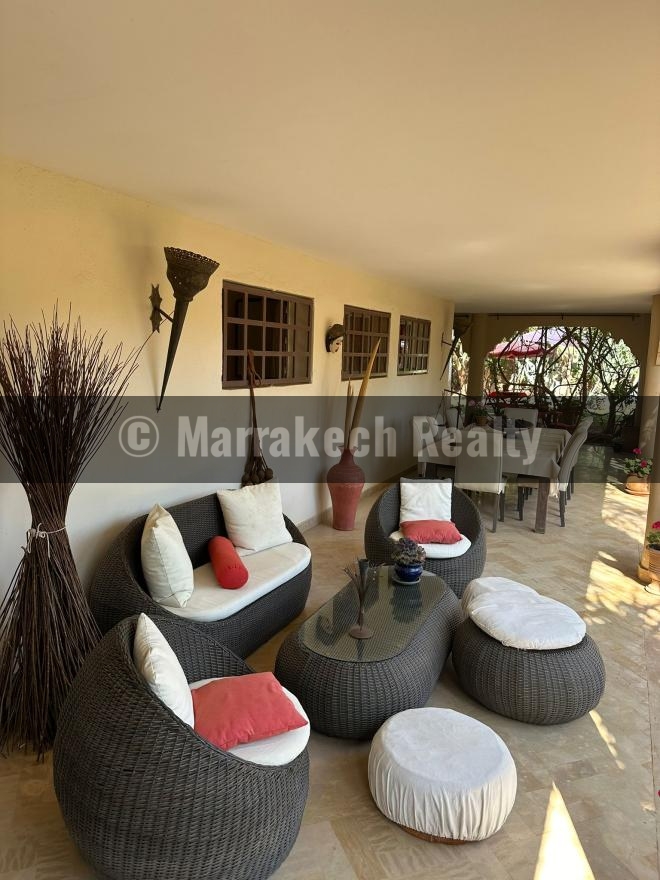 5-suite villa for sale on the Fes road