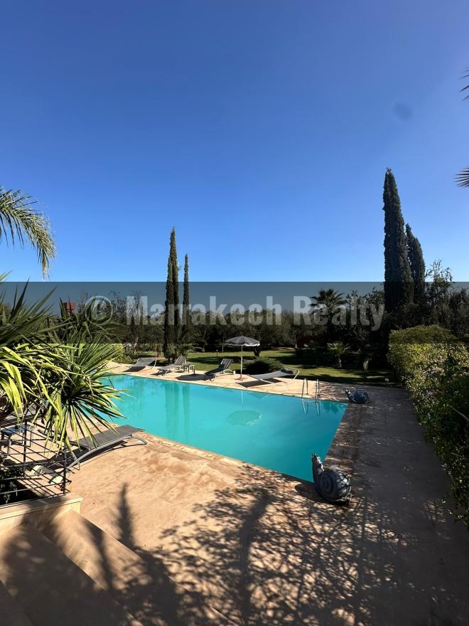 5-suite villa for sale on the Fes road