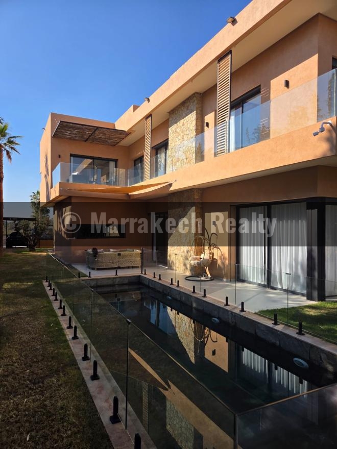 Villa 3 façades à vendre à Argan Golf Resort