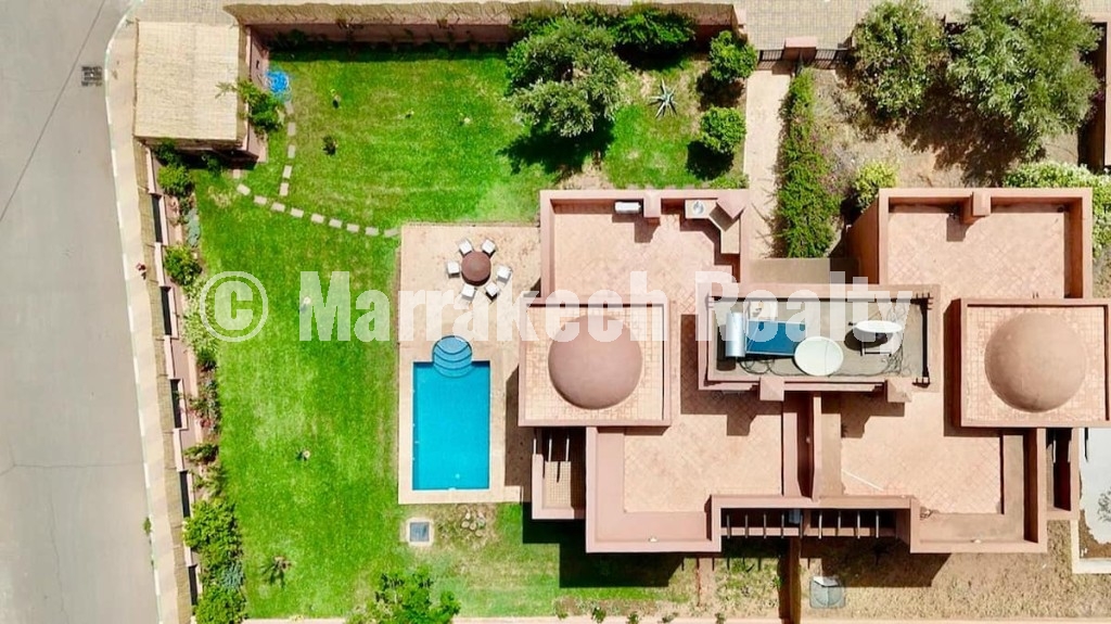 Villa Familiale avec Piscine à Louer – Atlas Golf Resort