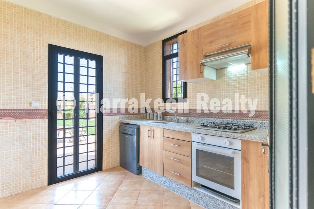 Villa Familiale avec Piscine à Louer – Atlas Golf Resort