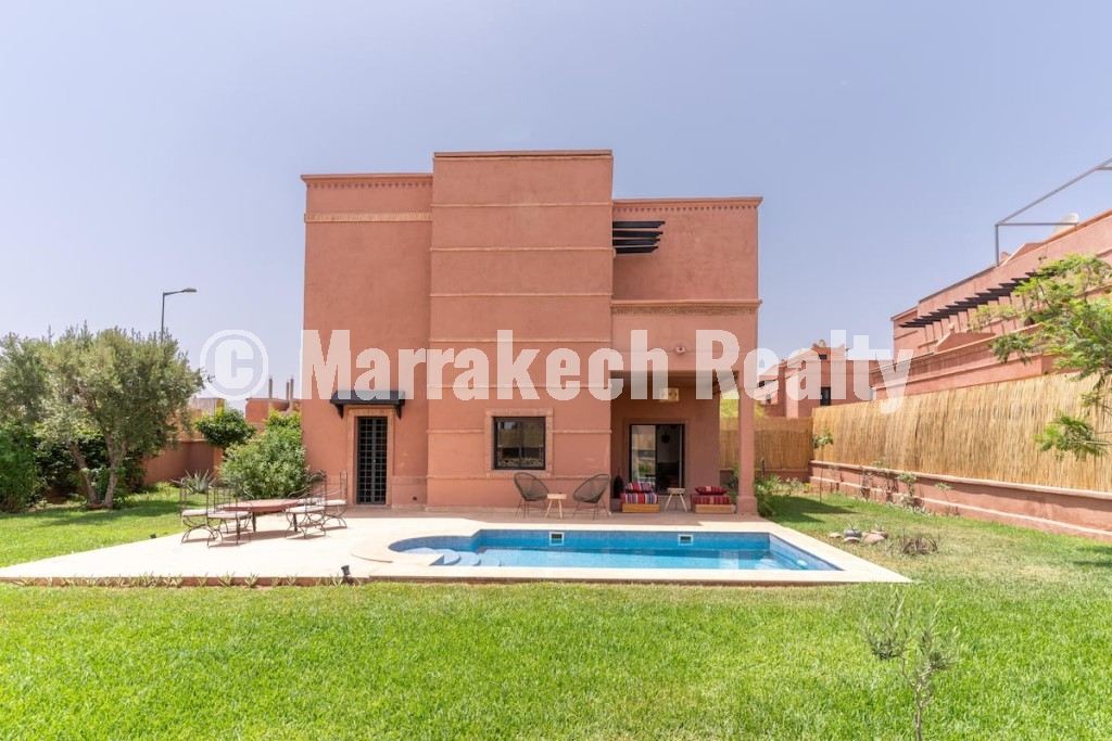 Villa Familiale avec Piscine à Louer – Atlas Golf Resort