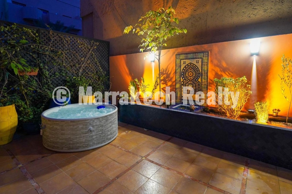 Appartement Meublé avec Jacuzzi au Cœur de Guéliz