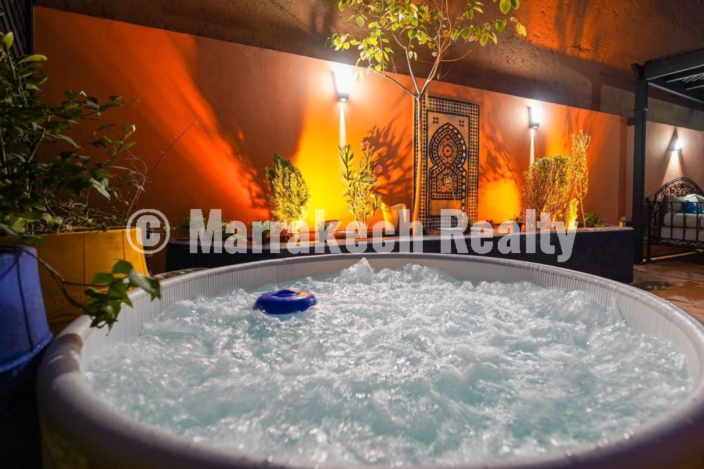Appartement Meublé avec Jacuzzi au Cœur de Guéliz