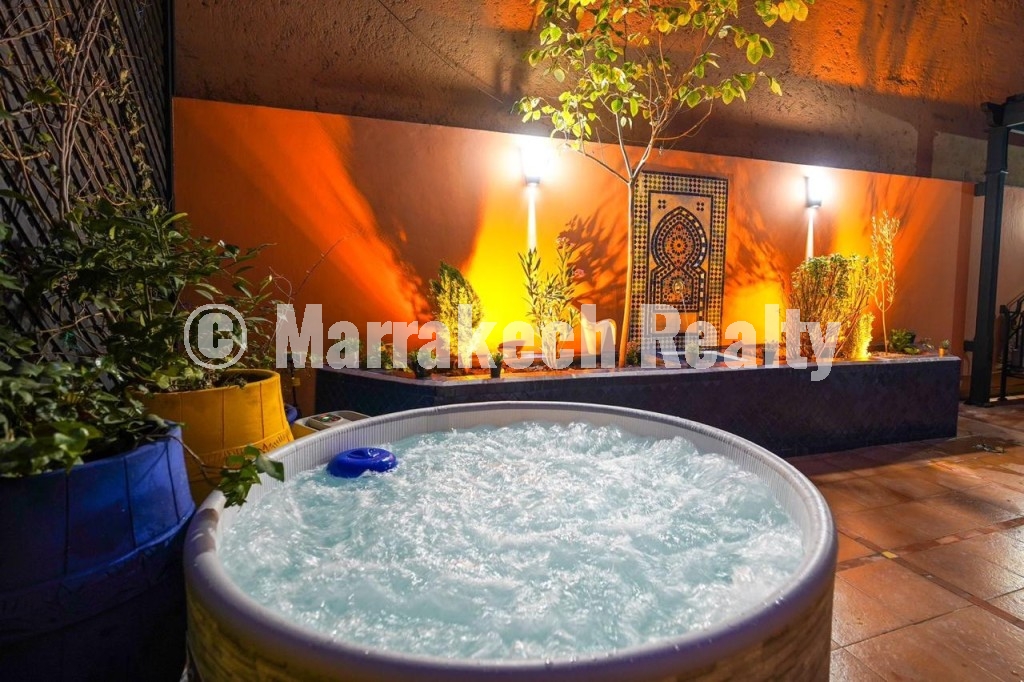 Appartement Meublé avec Jacuzzi au Cœur de Guéliz
