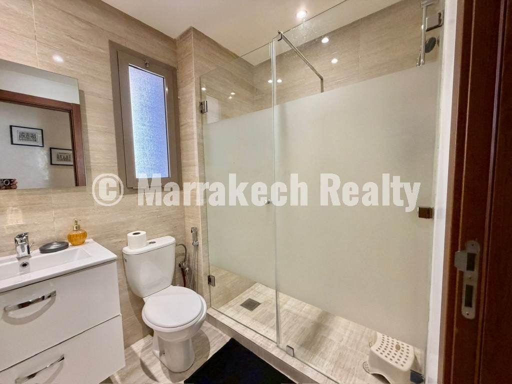 Ground floor apartment with 3 bedrooms for rent (Prestigia Agate)
