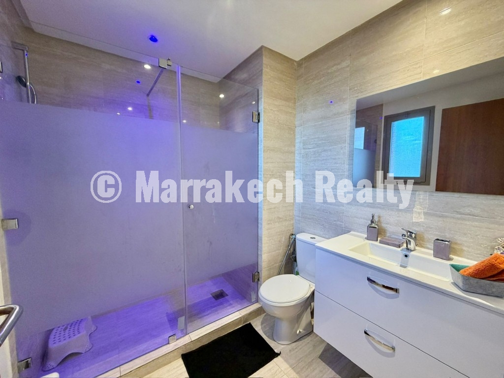 Ground floor apartment with 3 bedrooms for rent (Prestigia Agate)