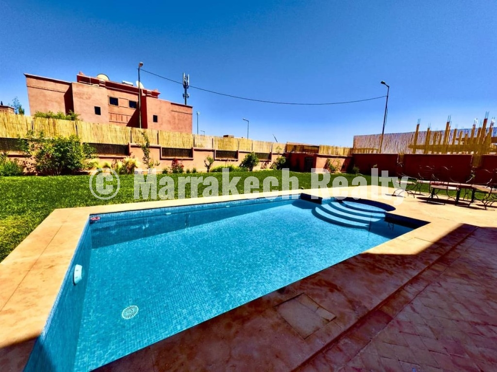 Villa Familiale avec Piscine à Louer – Atlas Golf Resort