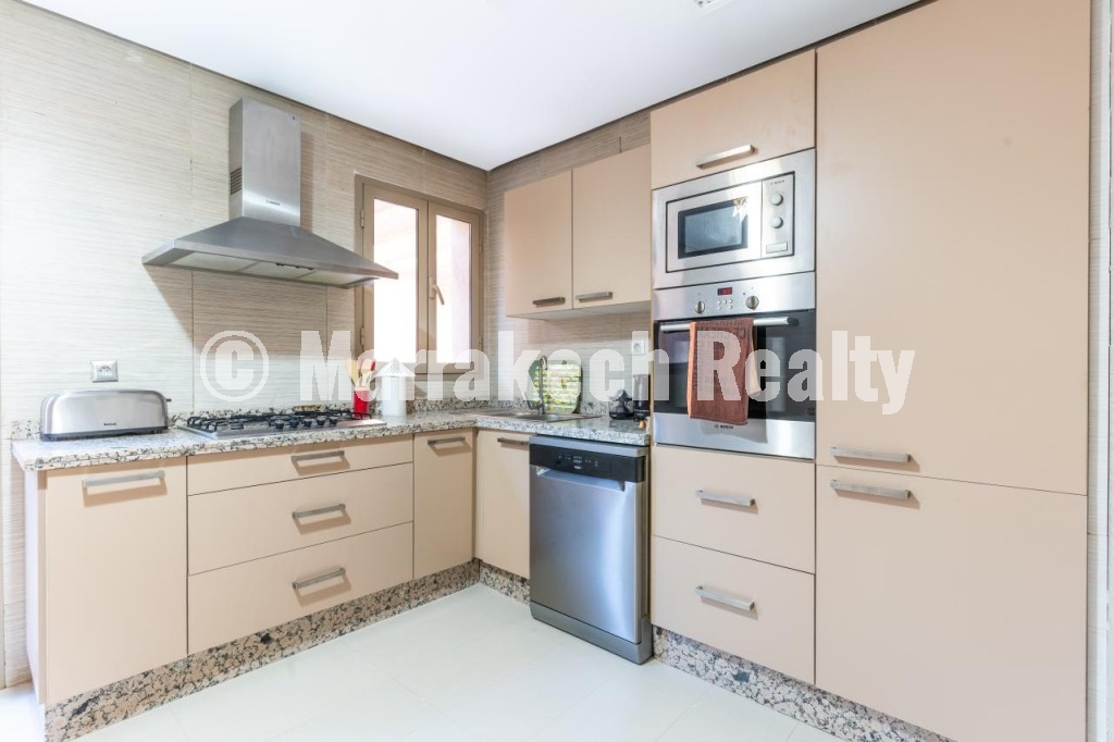 Villa haut standing Moderne Meublée à Louer – Prestigia