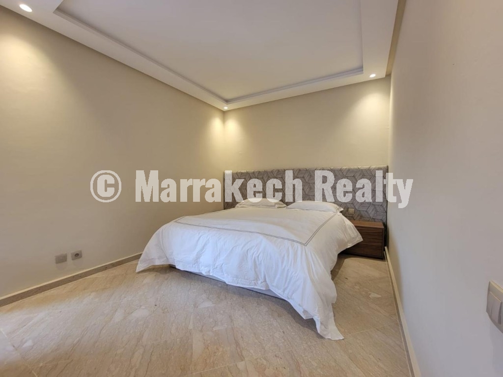 Furnished 3-bedroom villa for rent on the Casa road