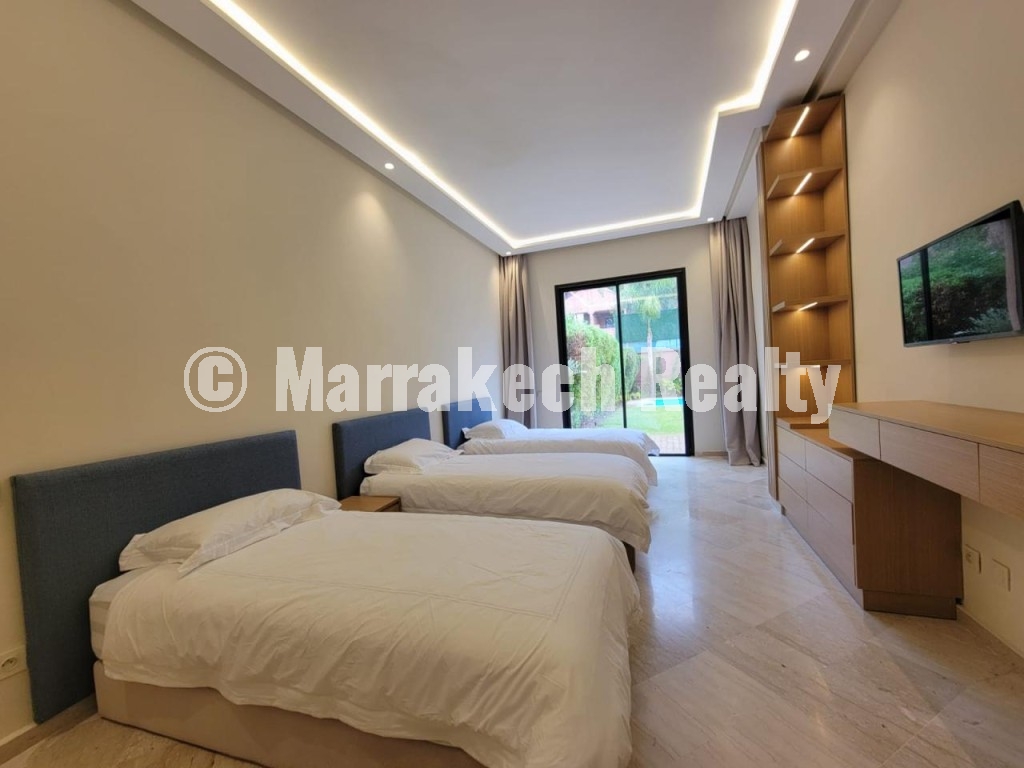 Furnished 3-bedroom villa for rent on the Casa road