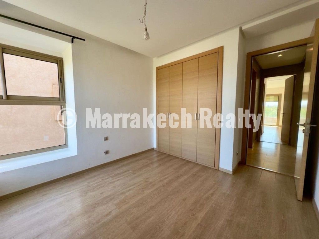 Golf-front apartment for rent in Prestigia Corail