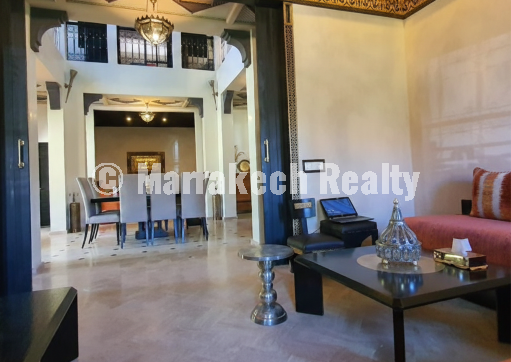 Villa Riad de Charme en Résidence Sécurisée – Route de Fès