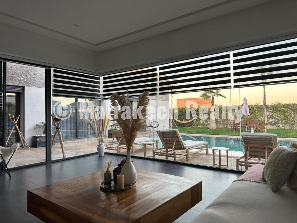 Superbe villa a vendre sur la route de Ouarzazate