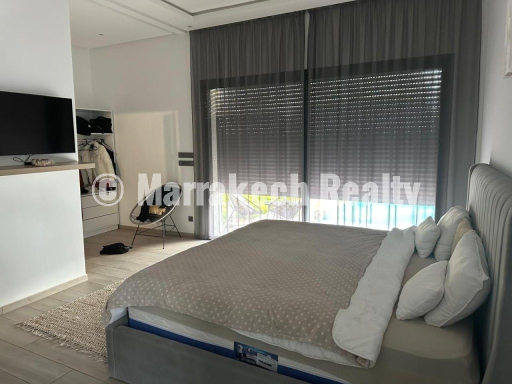 Superbe villa a vendre sur la route de Ouarzazate
