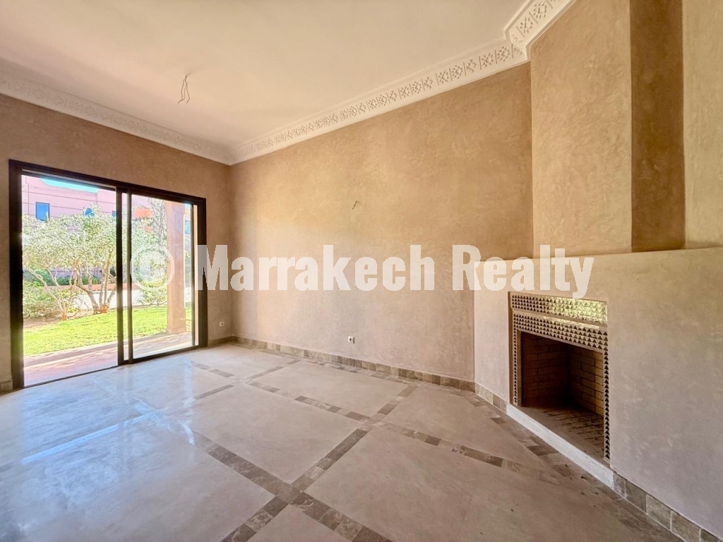 Magnifique Studio En Rez De Jardin À Vendre Fort Potentiel Locatif
