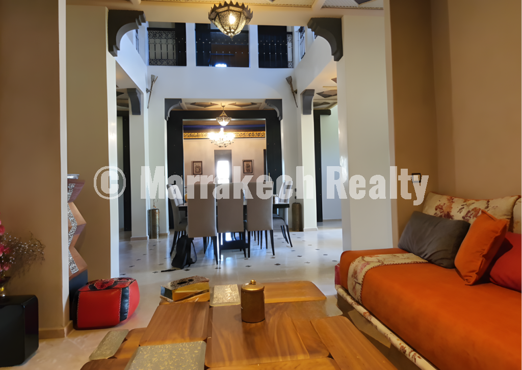 Villa Riad de Charme en Résidence Sécurisée – Route de Fès