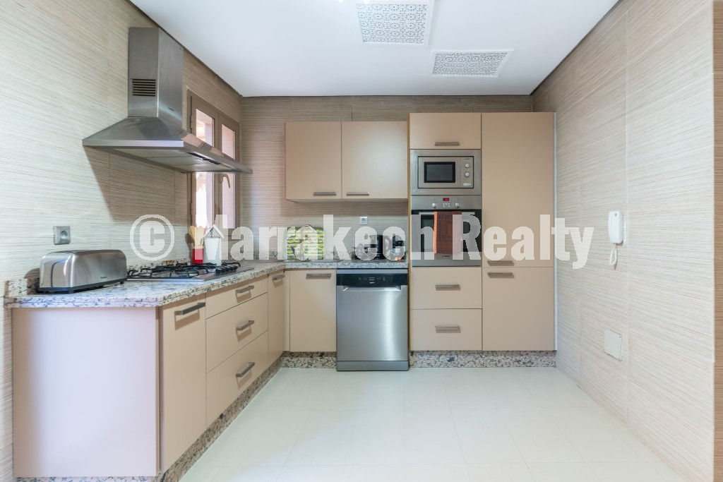 Villa haut standing Moderne Meublée à Louer – Prestigia