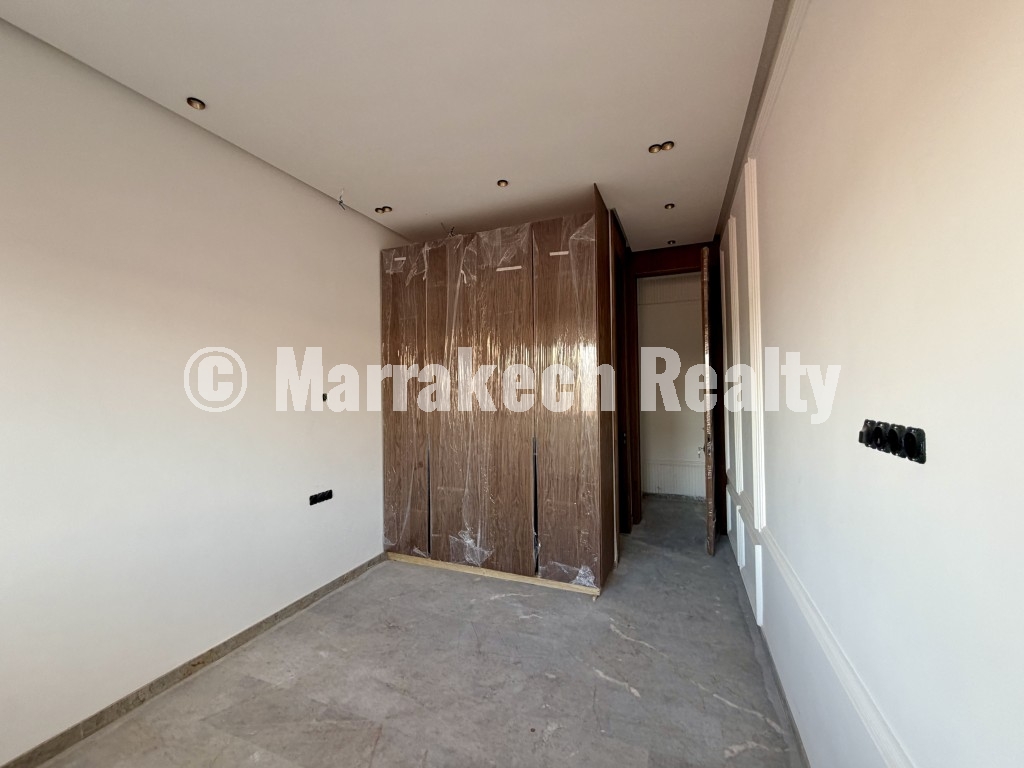 Villa Neuve à Vendre à Akenza – Route de Tahanaout