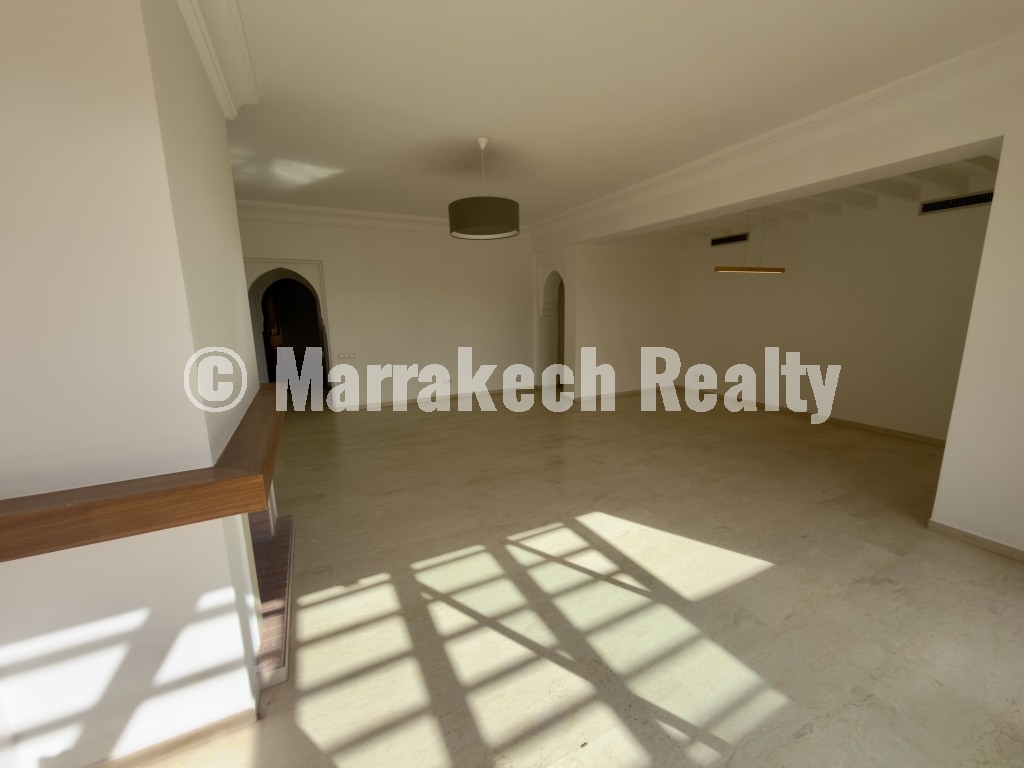 Duplex d’Exception à Vendre – Résidence Sécurisée Proche Morocco Mall