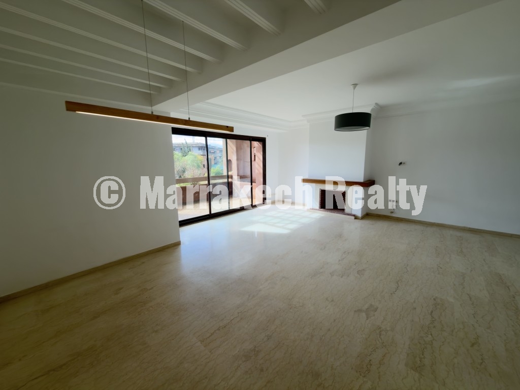 Duplex d’Exception à Vendre – Résidence Sécurisée Proche Morocco Mall