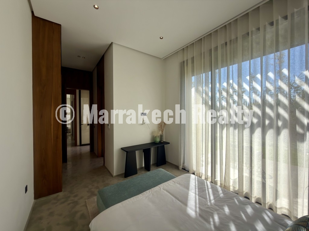 Villa de Luxe 4 Suites à Vendre – Route de l’Ourika