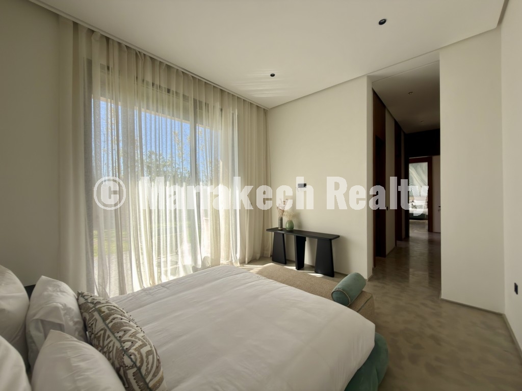 Villa de Luxe 4 Suites à Vendre – Route de l’Ourika