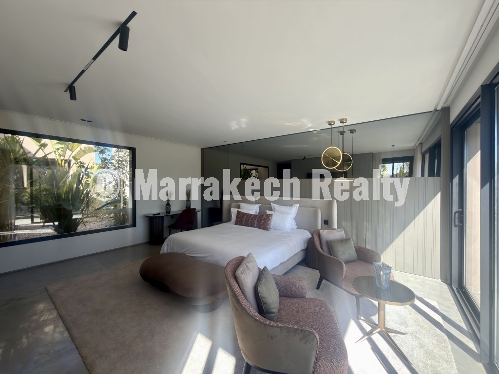 Villa de Luxe 4 Suites à Vendre – Route de l’Ourika